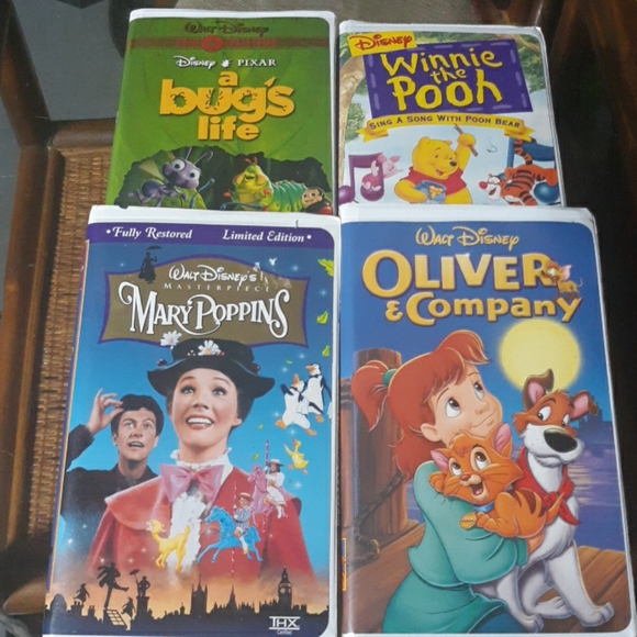 Lot of 4 Disney VHS tapes - Picture 1 of 1